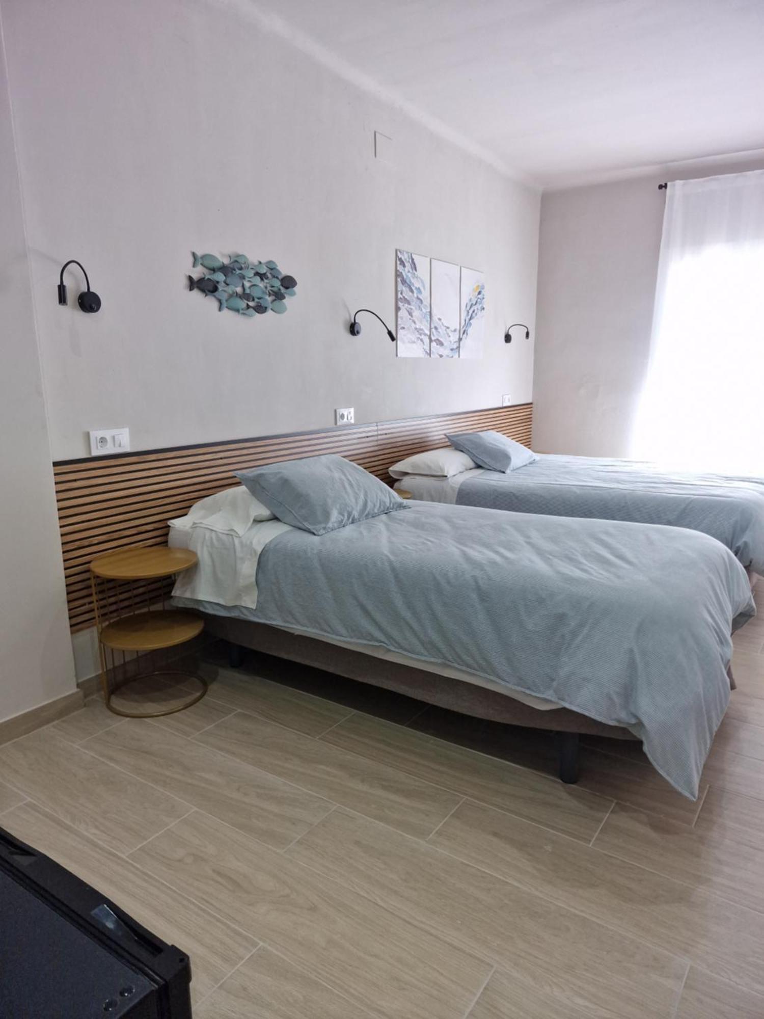 Pensio Torrent Hotel L' Escala Ngoại thất bức ảnh